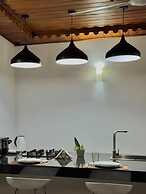 Jay Lux Apartments Negombo