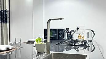 Jay Lux Apartments Negombo