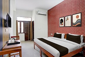Townhouse Manipal University Highway