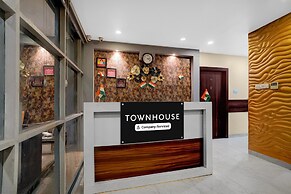 Townhouse Z Square Mall