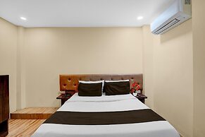 Townhouse Z Square Mall