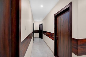Townhouse Z Square Mall