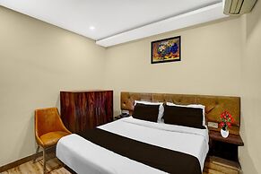Townhouse Z Square Mall