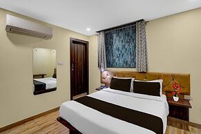 Townhouse Z Square Mall
