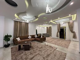 ELITE Comfort 3BR Apartment New Cairo
