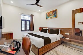 OYO Townhouse Prayagraj Railway Station