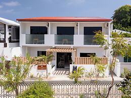 Silver Bay Kamadhoo