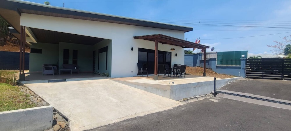 Entire New House Hosted by Arelis