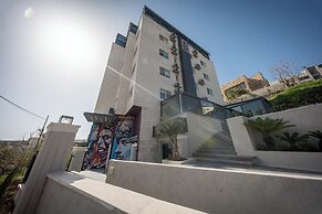 B Suites Boutique Hotel