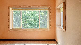 Mungyeong Between Mountains Pet Pension
