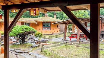 Mungyeong Between Mountains Pet Pension