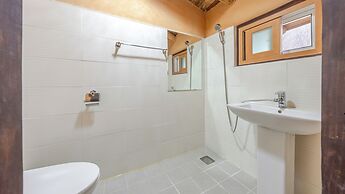 Mungyeong Between Mountains Pet Pension