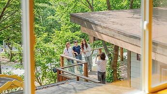 Mungyeong Between Mountains Pet Pension