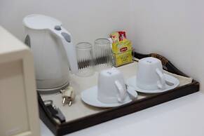 24 Inn at BTS Phrom Phong