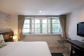 24 Inn at BTS Phrom Phong
