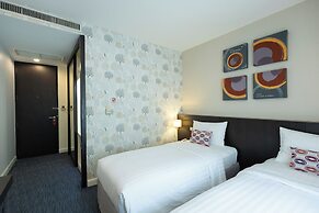 24 Inn at BTS Phrom Phong