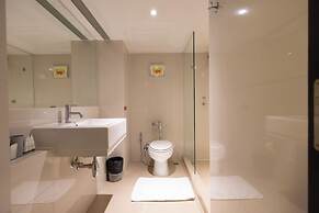 24 Inn at BTS Phrom Phong