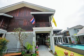 Cozy Lanna Hotel