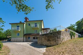 Villa Ester - Private Pool Escape for 8