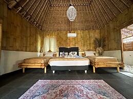 Bambuu Gili Air
