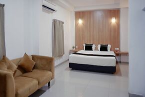 Townhouse Oak Polamas Residence