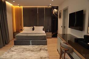 Vila-L Hotel