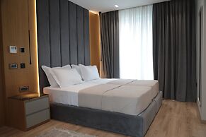 Vila-L Hotel
