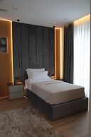 Vila-L Hotel