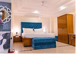Shivraj Hotel Mussoorie