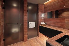 Hlow Busan Hotel