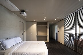 Hlow Busan Hotel