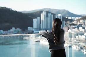 Hlow Busan Hotel