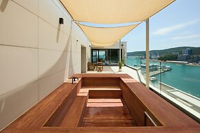 Hlow Busan Hotel