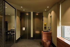 Hlow Busan Hotel