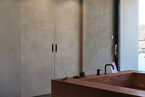 Hlow Busan Hotel