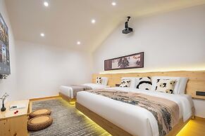 Dujiangyan Gongzuo Private HotSpring Inn