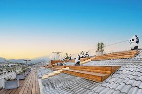 Dujiangyan Gongzuo Private HotSpring Inn
