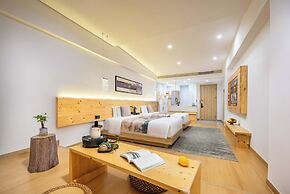 Dujiangyan Gongzuo Private HotSpring Inn
