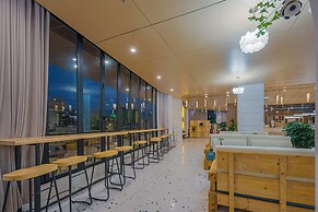 Dujiangyan Gongzuo Private HotSpring Inn