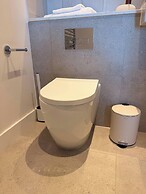 Stylish Park-facing Retreat in Central Manchester