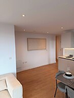 Stylish Park-facing Retreat in Central Manchester