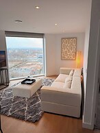 Stylish Park-facing Retreat in Central Manchester