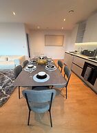 Stylish Park-facing Retreat in Central Manchester