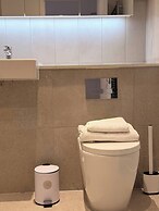 Stylish Park-facing Retreat in Central Manchester