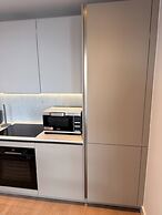 Stylish Park-facing Retreat in Central Manchester