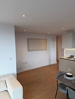 Stylish Park-facing Retreat in Central Manchester