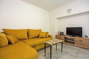 Apartment Arya Puce