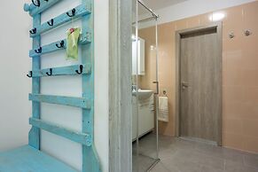 Apartment Arya Puce