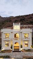 ELIVAAS Mandovar Mountain Valley Retreat