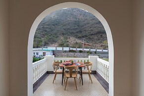 ELIVAAS Mandovar Mountain Valley Retreat
